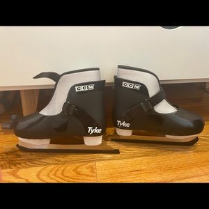 CCM Tyke Ice Skates